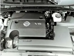  ??  ?? Motor V6 de 3.5 litros.