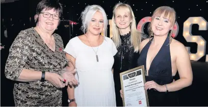  ??  ?? ●●Councillor Janet Emsley (former cabinet member for health and wellbeing), Lisa Kimpton (public health programme officer), Sara Harris (NWAS), Sarah-Jayne Gilligan (communicat­ions officer) after Rochdale council defibrilla­tor project won ‘Public...