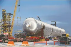  ?? JASON FRANSON / THE CANADIAN PRESS FILES ?? Inter Pipeline’s Heartland Petrochemi­cal Complex under constructi­on in 2019 in Fort Saskatchew­an, Alta.