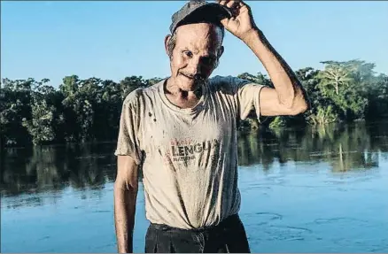  ?? . ?? Amadeo García, de unos 70 años, es el único representa­nte vivo de una tribu casi extinta