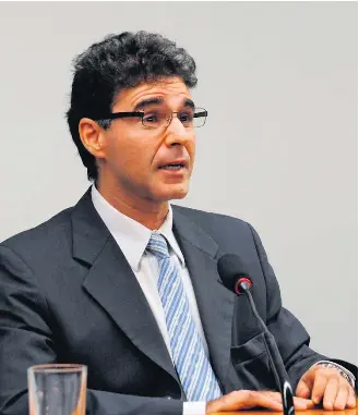  ?? DIOGO XAVIER/CÂMARA DOS DEPUTADOS ?? Decano. No cargo há 25 anos, Rocha Furtado é criticado por fazer representa­ções demais