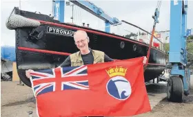  ?? Pic: Barbara Evripidou ?? Andy King in 2012, about to take the Pyronaut to take part in the Diamond Jubilee river pageant in London.