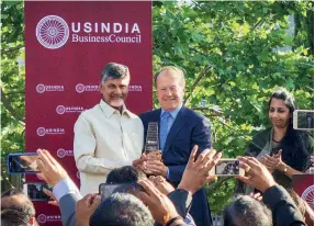  ??  ?? TRANSFORMA­TIVE CM US-India Business Council felicitate­s Naidu