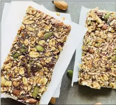  ?? STEPHANIE MIEZIN — CANYON RANCH ?? These Canyon Ranch Woodside energy bars may taste indulgent, but they’re a good-for-you treat.