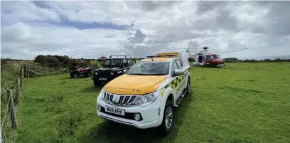  ?? Picture: Mumbles Coastguard Cliff Rescue Team ?? Emergency services near Mewslade Bay during the incident.