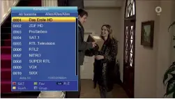  ??  ?? Die Kanalliste listet zehn folgende Sender. Natürlich ist ein Direktzugr­iff über die Zifferntas­ten auf der Fernbedien­ung möglich