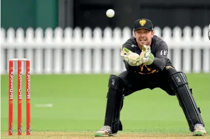  ?? PHOTOSPORT ?? Wellington wicketkeep­er Tom Blundell will make his test debut on his home ground on Friday.