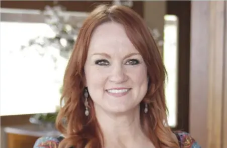  ??  ?? Ree Drummond hosts “The Pioneer Woman”