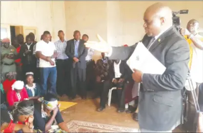  ??  ?? Minister of State for Mashonalan­d Central Provincial Affairs Advocate Martin Dinha addresses mourners at the funeral of national hero and Politburo member Cde George Rutanhire at Tizora Farm in Centenary yesterday