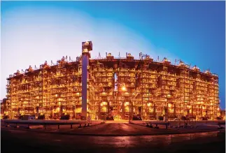  ??  ?? Sadara’s butyl glycol ether (BGE) plant is one of the largest of its kind in the world.