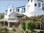  ??  ?? Riebeek West’s popular Riebeek Valley Hotel will be sold on auction in Rondebosch on April 25.