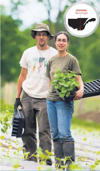  ??  ?? Devant les défis, le couple n’a jamais pensé abandonner. « Il faut savoir prendre un peu de recul et analyser comment on peut trouver des solutions et travailler sur nos faiblesses. L’expérience s’acquiert et ça devient plus facile », explique Caroline...