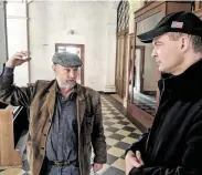  ??  ?? Jiri Lowy oversees Pilsen’s Great Synagogue, one of the largest in the world.