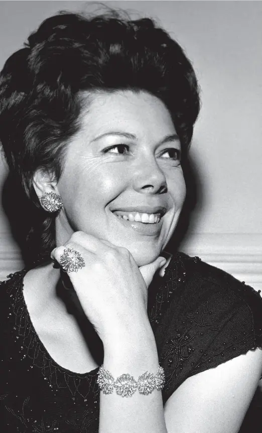  ?? PICTURES: PA WIRE ?? LIFE IN SONG: Opera singer Dame Janet Baker preparing for a charity appearance in 1971; inset, at the Internatio­nal Opera Awards in 2013.