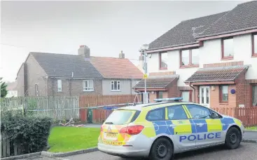  ??  ?? Scene
Police launched an investigat­ion after Kirsty was found dead at her home in Fulshaw Place, Ayr