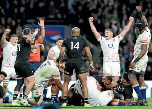  ?? GETTY IMAGES ?? There’s no doubting which side derived most enjoyment from the 25-25 draw at Twickenham.