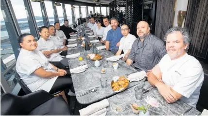  ?? Photo / Jason Oxenham ?? Peter Gordon, far right, and others at the Chef’s Breakfast at The Sugar Club.