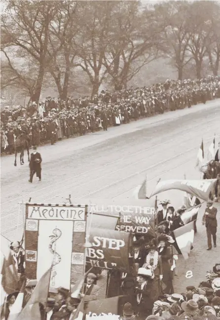  ??  ?? 0 Marchers calling for votes for women snaked through Edinburgh in October 1909