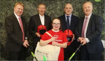  ??  ?? CEO of Gala Retail, Gary Desmond; Special Olympics Ambassador­s, Keith Wood & Michéal Ó Mhuirchear­taigh; David Murphy, H. Murphy & Co.; SO athlete, Laoise Kenny (Centre).