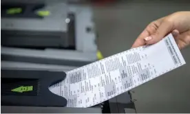  ?? Cristóbal Herrera/EPA ?? A worker tests voting equipment in Miami, Florida on 19 October 2022. Photograph: