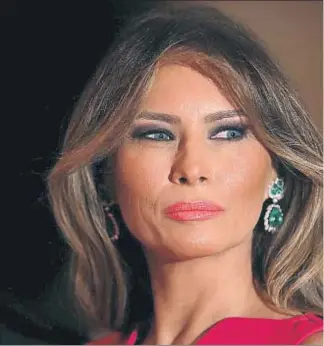  ??  ?? Melania Trump ejerce su papel de primera dama de una forma bien distinta a