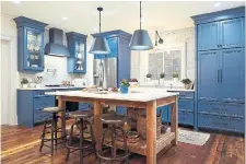  ?? HGTV CANADA ?? The modern farmhouse style has been popular on design TV shows and in homes.