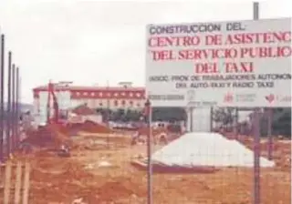  ?? // ABC ?? Cartel anunciador de las obras