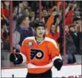  ?? TOM MIHALEK — THE ASSOCIATED PRESS ?? Philadelph­ia Flyers’ Brayden Schenn signed a four-year deal on Monday morning, avoiding arbitratio­n.