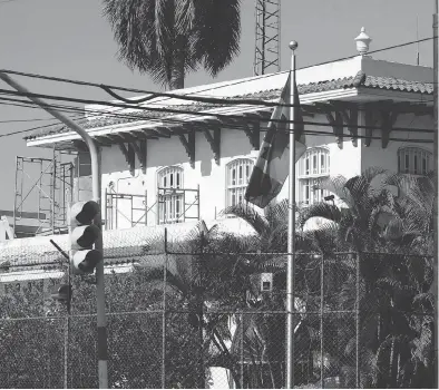  ?? FRANKLIN REYES / THE CANADIAN PRESS ?? A view of the Canadian Embassy in Havana, Cuba. Canadian diplomats and their spouses have reportedly been suffering similar symptoms — headaches and hearing loss — as a number of U.S. diplomats in the island country.