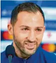  ?? Foto: dpa ?? Schalke-Coach Domenico Tedesco will gegen Moskau experiment­ieren.