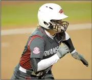  ?? NWA Democrat-Gazette/ANDY SHUPE ?? Arkansas senior third baseman Autumn Buczek was 2-46 in SEC play during her first two seasons, but the Razorbacks host an NCAA regional for the first time today, taking on DePaul.