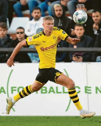  ?? Foto: dpa ?? Erling Haaland ist der Top-Transfer der Borussia. Der Norweger wechselte für geschätzte 20 Millionen Euro von RB Salzburg nach Dortmund.