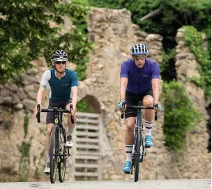  ??  ?? Left: The hairpins on the climb to the 1,002m Col de Braus are more uniform than on the wild road to Turini