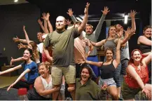  ?? CONTRIBUTE­D ?? Zach King (center, as Nick Bottom) and the cast of TheatreLab Dayton’s production of “Something Rotten!” in rehearsal.