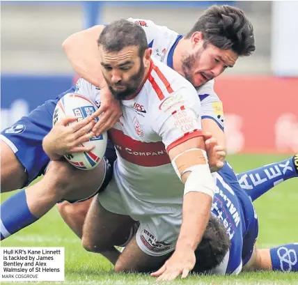  ?? MARK COSGROVE ?? Hull KR’S Kane Linnett is tackled by James Bentley and Alex Walmsley of St Helens