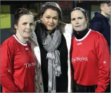  ??  ?? Louise Reynolds-Mcloughlin, Lydia McLoughlin and Charlene McKenna-McLoughlin at the Paddy Mcloughlin Charity Match.