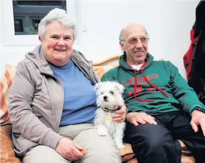  ??  ?? Sue and Ray Nash with their last foster dog Coconut