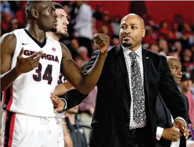  ?? CURTIS COMPTON / CCOMPTON@AJC.COM ?? Georgia assistant Jonas Hayes accepted a position with Xavier that may offer him a quicker path to a head coaching position. He was a valued recruiter for the Bulldogs and new coach Tom Crean.