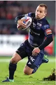  ?? ?? Action man...Rob playing for the Leeds Rhinos in 2017