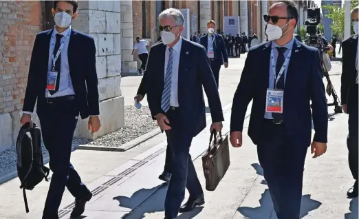  ?? Foto Andreas Solaro/AFP ?? Jerome Powell, šef Feda (na sredini), na zasedanju G20 o globalnem davku