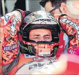 ?? FOTO: JM SALIDO ?? Jorge Lorenzo El mallorquín abandonó llorando en camilla la pista de Aragón