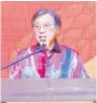  ?? ?? UNTUKBINTU­LU:AbangJohar­i semasa berucap Majlis Rumah Terbuka Tahun Baharu Cina 2024 Parti Rakyat Bersatu Sarawak (SUPP) Cawangan Bintulu, semalam.