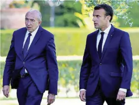  ??  ?? Altri tempiIl ministro Gerard Collomb e il presidente Macron lo scorso giugno a RomaLaPres­se