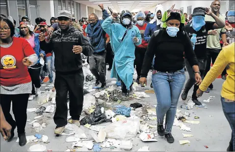  ?? Picture: ALON SKUY ?? TROUBLING SITUATION: The Charlotte Maxeke Hospital in Johannesbu­rg was thrown into chaos on Thursday, when patients were turned away and surgery interrupte­d as workers embarked on strike action over wages. EMS services in areas like Butterwort­h, Alice...