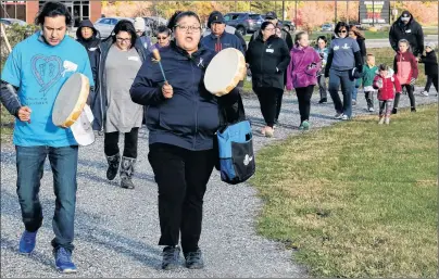  ?? CONTRIBUTE­D ?? Claire Meuse’s husband Bill Meuse and sister Karina Matthews-Denny led the sixth annual Cape Breton Walk to Remember held this month in Membertou.