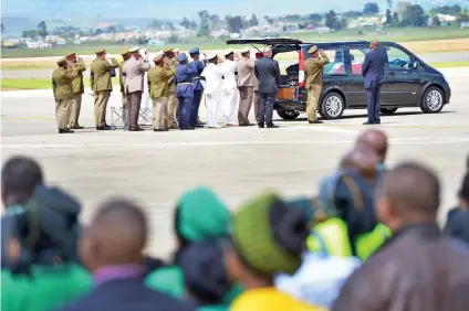  ?? /Gallo Images ?? Eastern Cape memorial services for Nelson Mandela, who died in 2013, are said to have been used to enrich provincial politician­s and businessme­n.