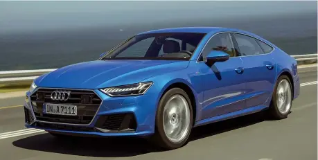  ??  ?? La nuova A7 Sportback. Il frontale è dominato dalla calandra «single frame», contornata dai gruppi ottici, sfuggenti e con l’opzione laser. La parte posteriore è ancora più innovativa rispetto alla prima serie della sportiva (lanciata nel 2010): i...