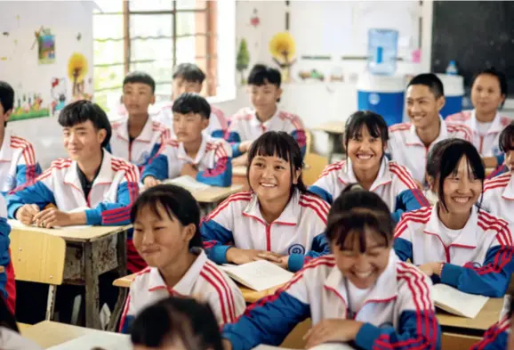  ??  ?? Students attend a class in a Yi Ethnic primary school in Qiubei County, southwest China's Yunnan Province, on September 10, 2020