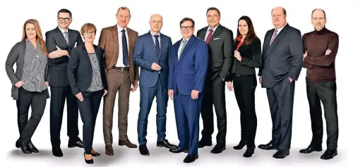  ??  ?? Das Team der ficon Vermögensm­anagement GmbH (von links): Anna Brinkmann, Jürgen Horn, Valerie Schmidt, Rainer Beckmann, Jens Hartmann, Marc Bosserhoff, Dyrk Vieten, Carina Bratz, Olaf Bender, Claus Ziegler