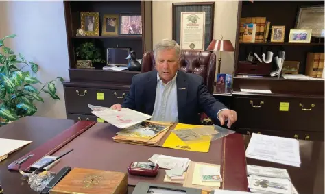  ?? (Pine Bluff Commercial/Byron Tate) ?? Mac Norton, circuit judge-elect for Jefferson and Lincoln counties, works in his Pine Bluff office. He said dissolving the private law practice that he’s had for 42 years has been a months-long affair.